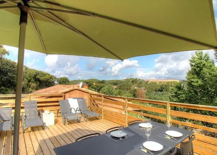 Avec Grande Terrasse